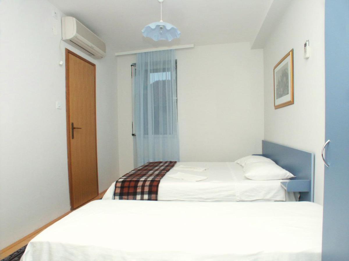 Apartments By The Sea Komiza, Vis - 2429 Exterior foto
